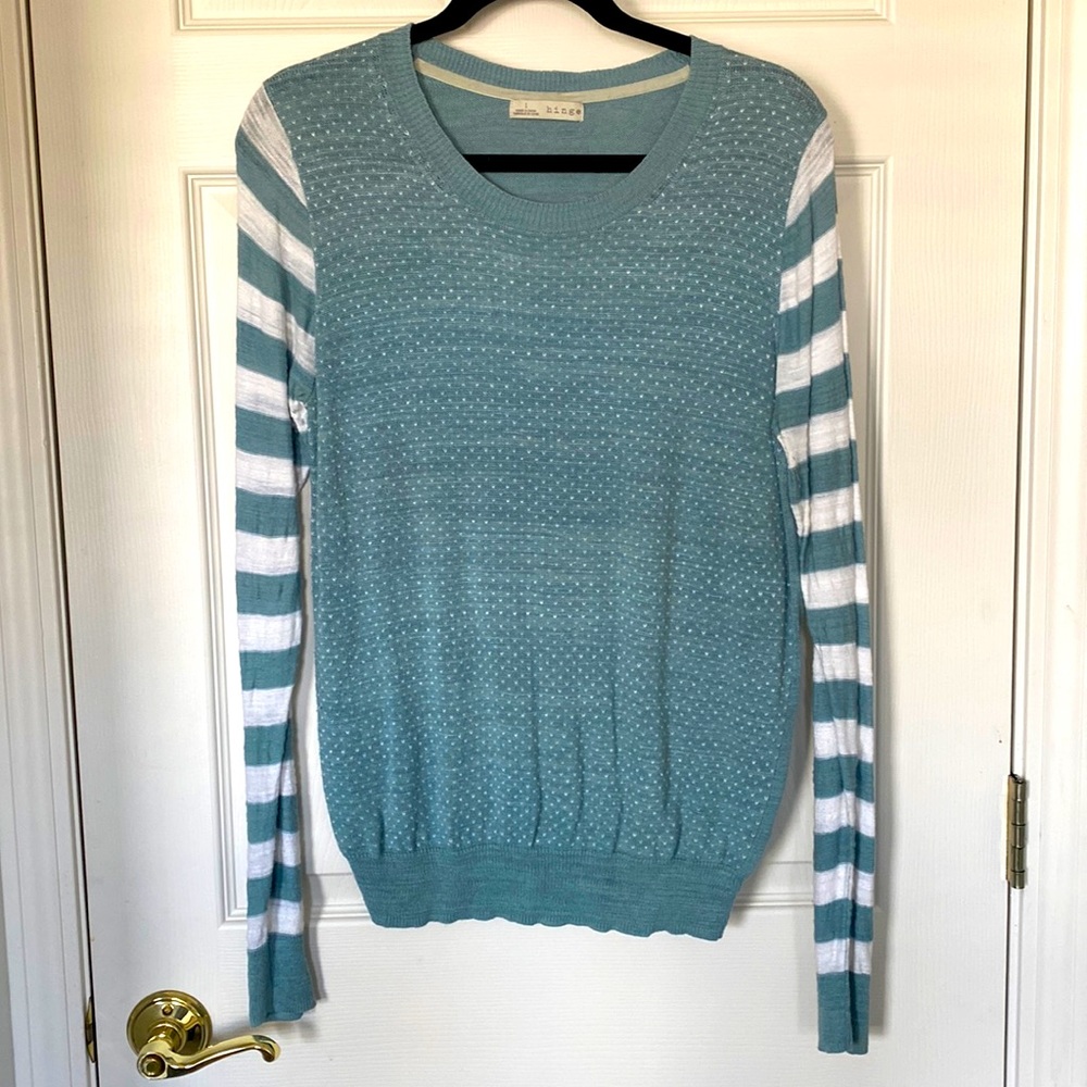 Hinge sweater